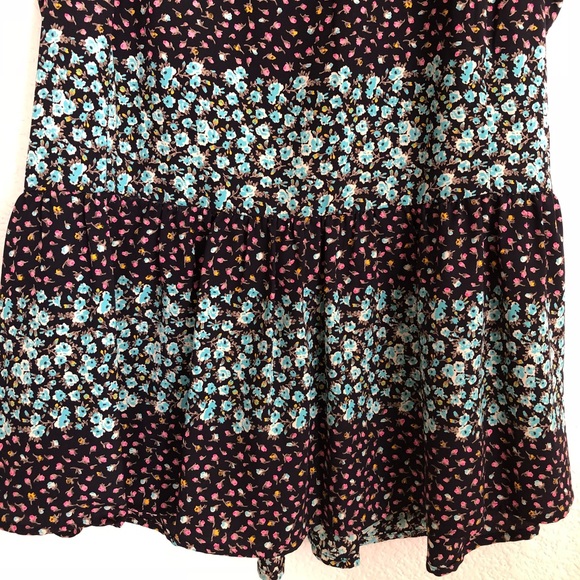 Collective concepts printer blouse - Picture 5 of 7